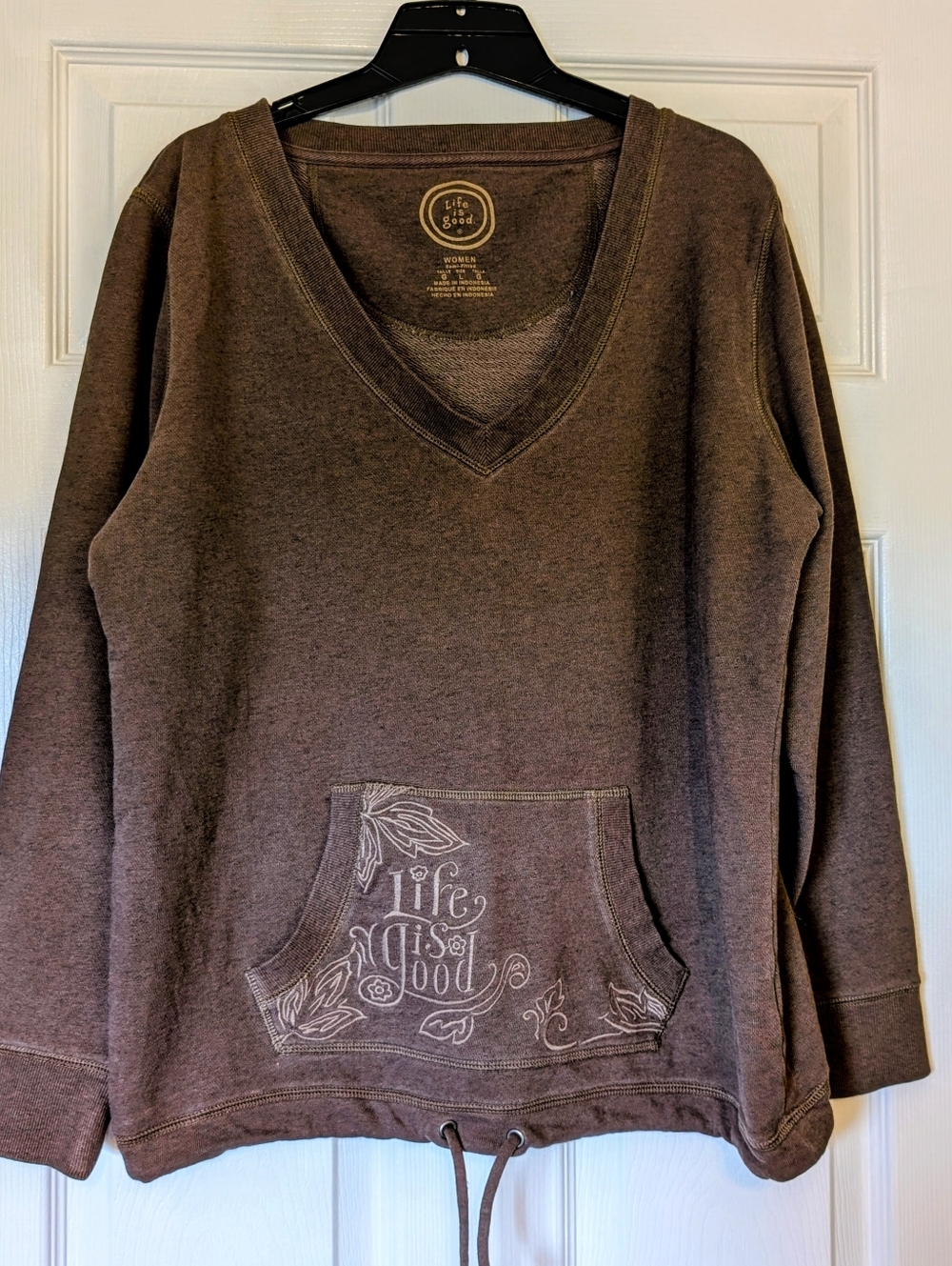 Life Is Good Brown V-Neck Pullover Women's Lg with Embroidered Pocket